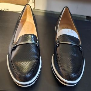 Naturalizer Loafers - Black - Size 7.5